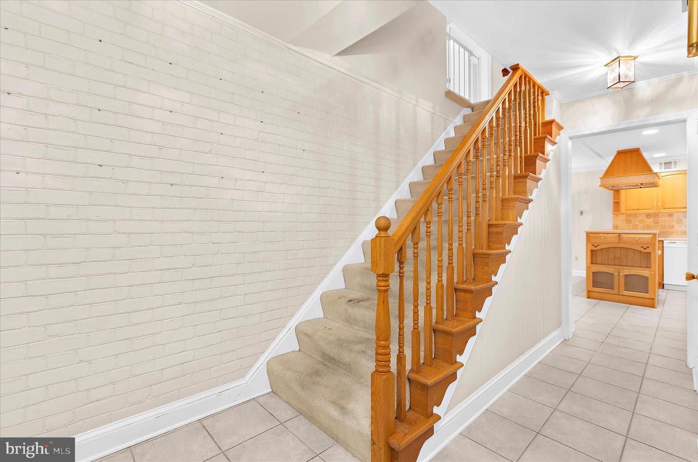537 Devonshire Court photo 4