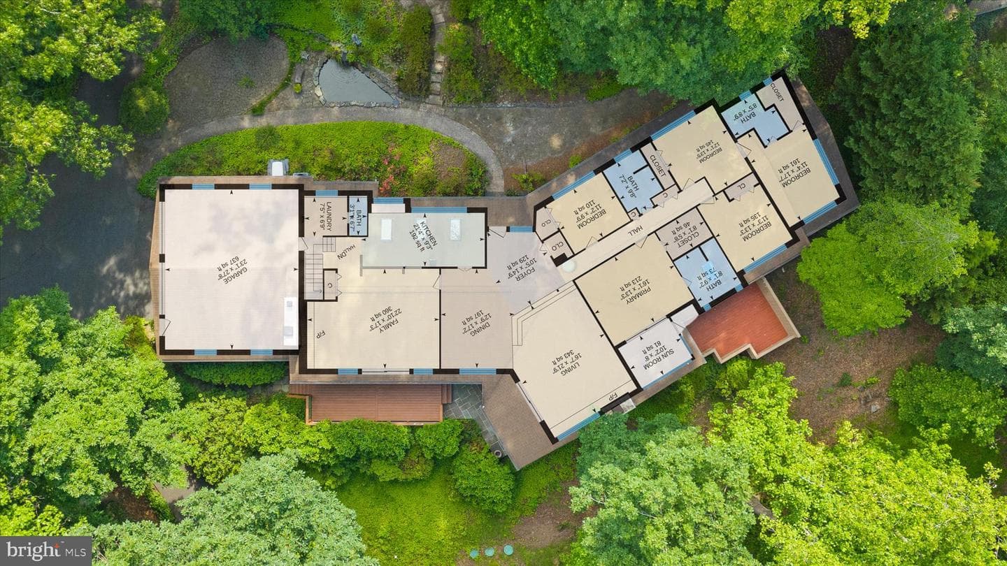 698 Discovery Road photo 36