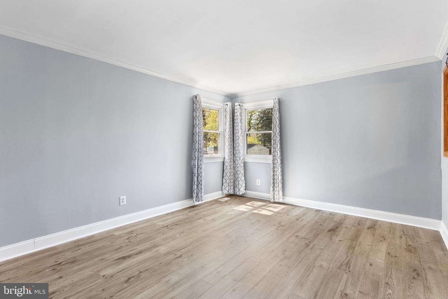 1075 Sun Valley Drive photo 34