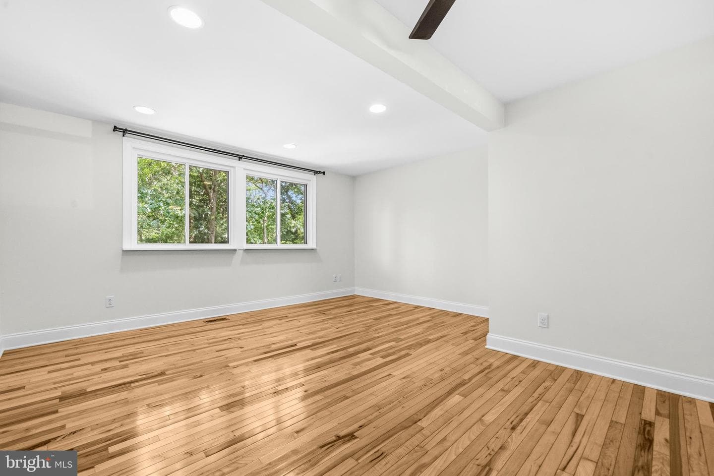 7909 Wellesley Court photo 16