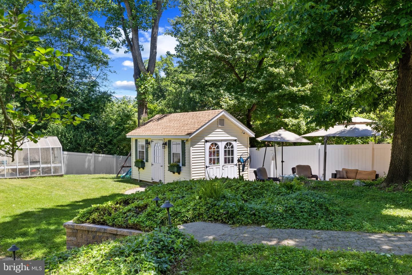 1915 Dulaney Place photo 33
