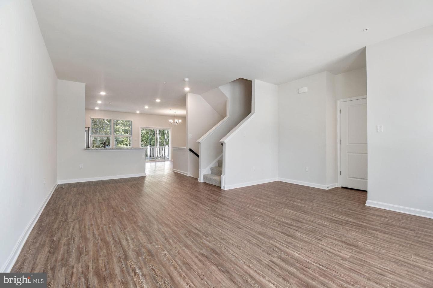 7985 Patterson Way photo 4