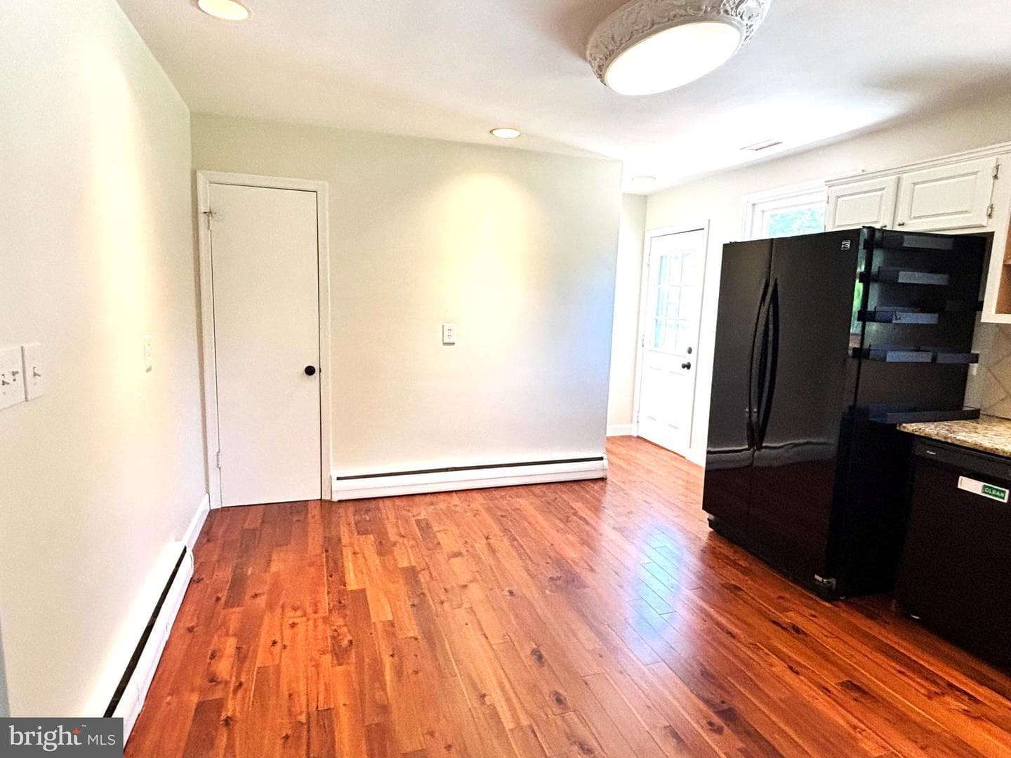 464 Martin Drive photo 12