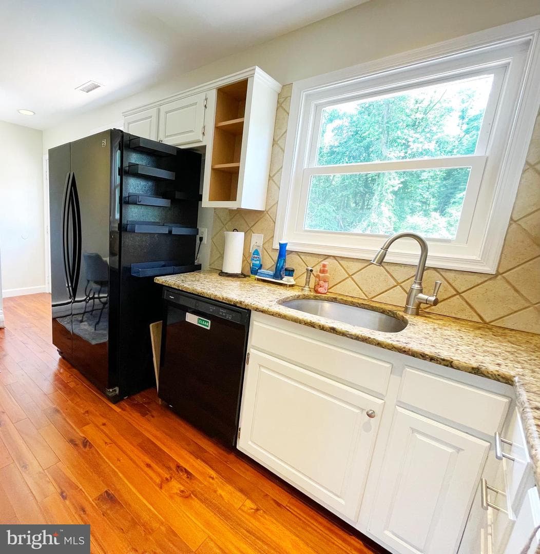 464 Martin Drive photo 13