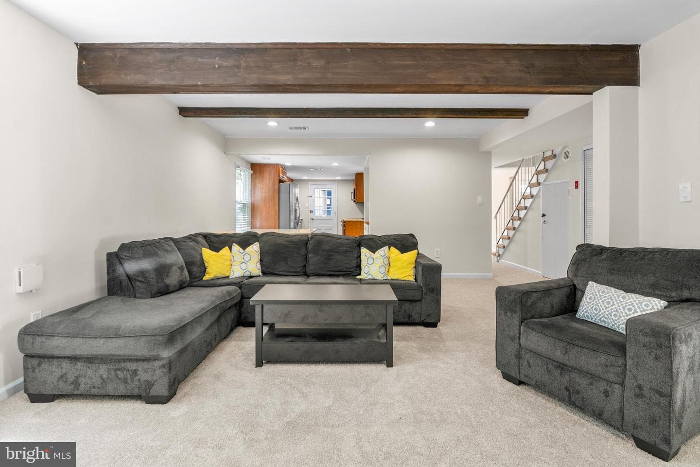 1801 E Regents Park Road photo 28