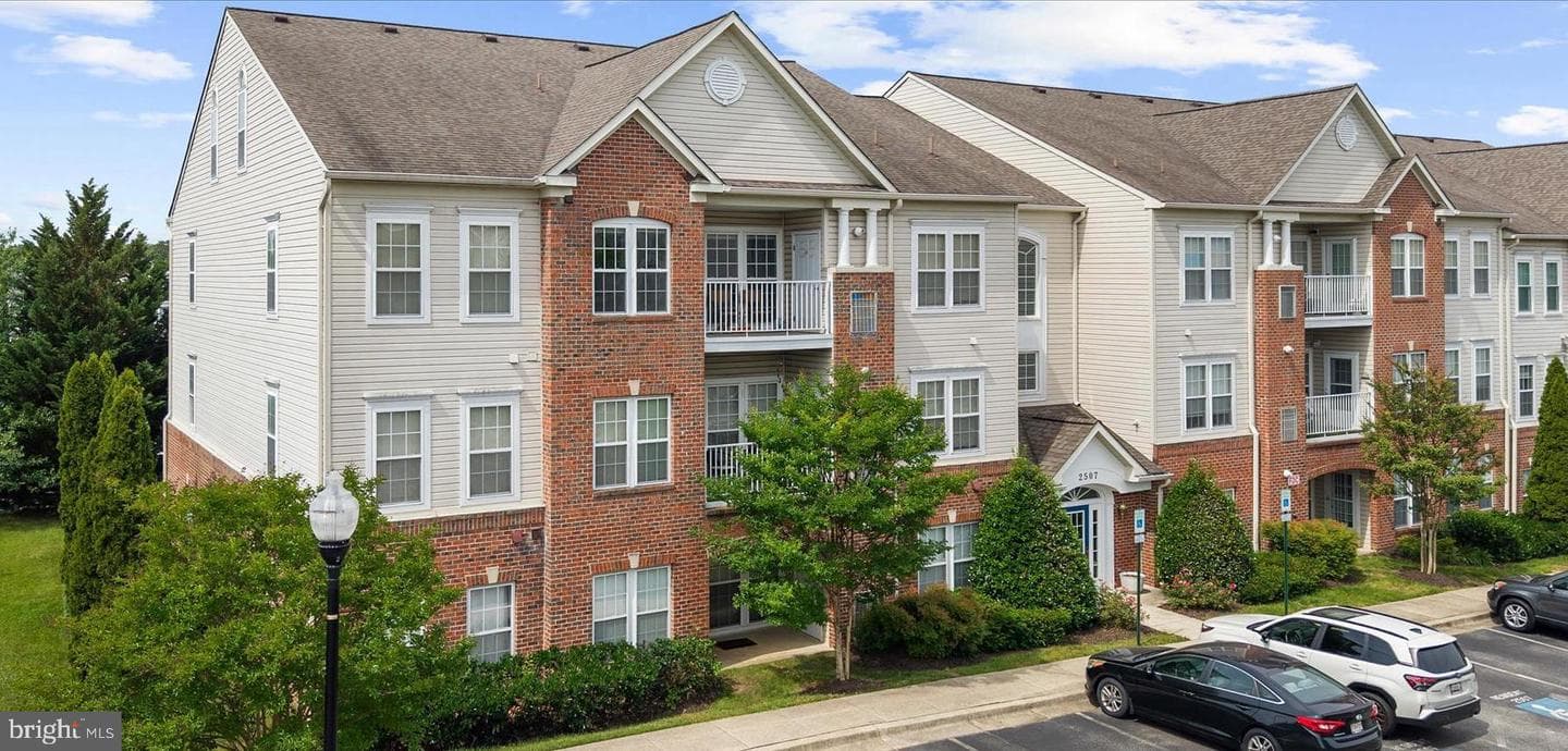 2507 Amber Orchard Court W #202 photo 2