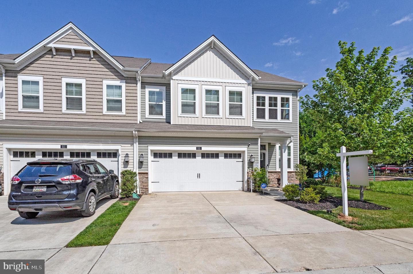 513 Holly Ridge Way photo 3