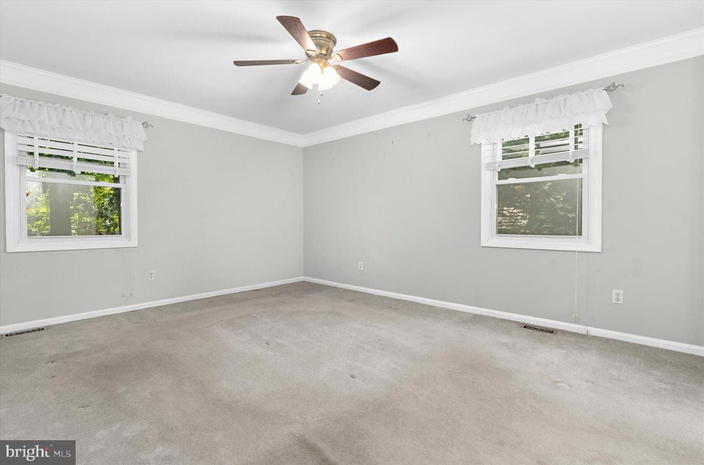 446 Fairford Ct photo 21
