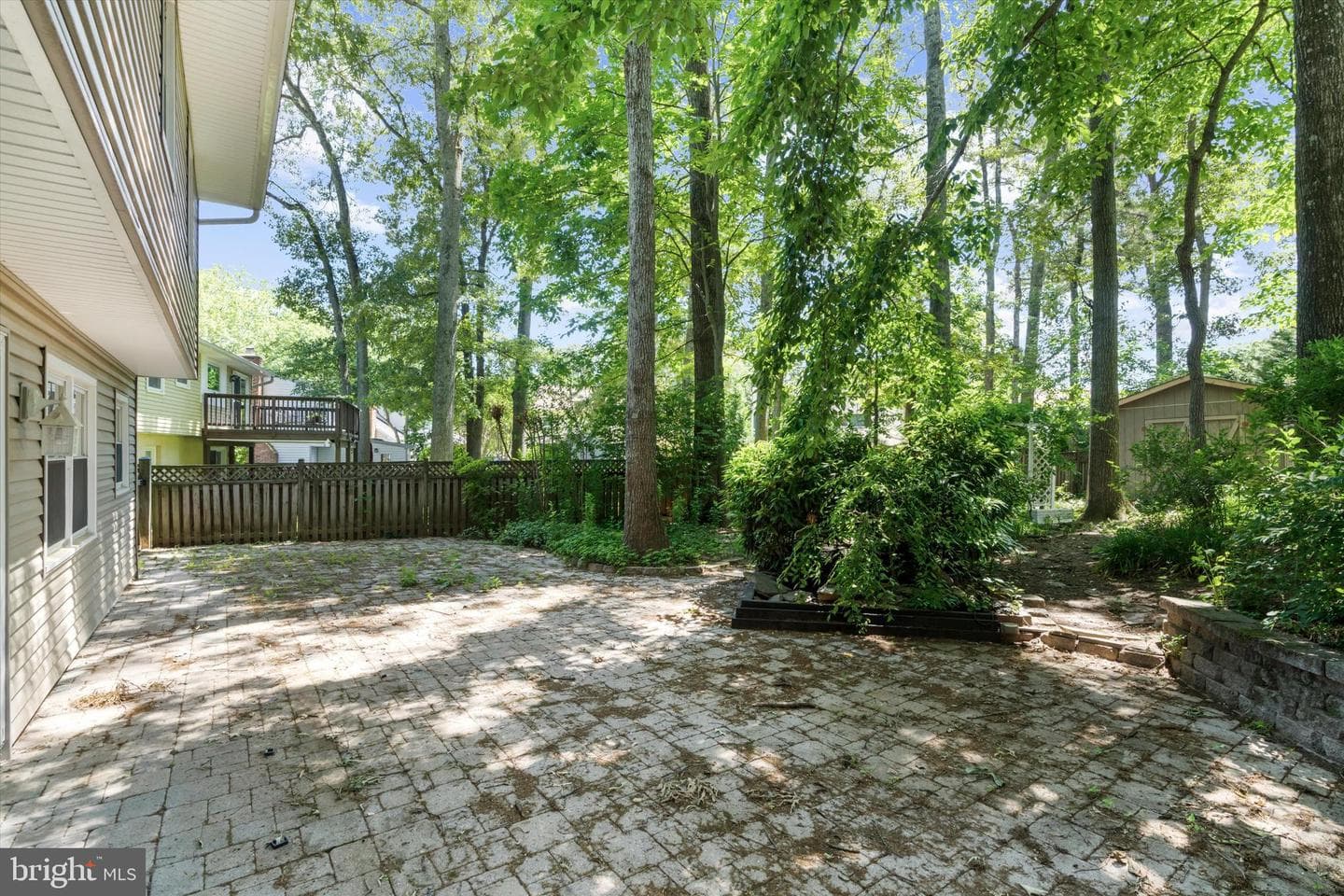 446 Fairford Ct photo 29