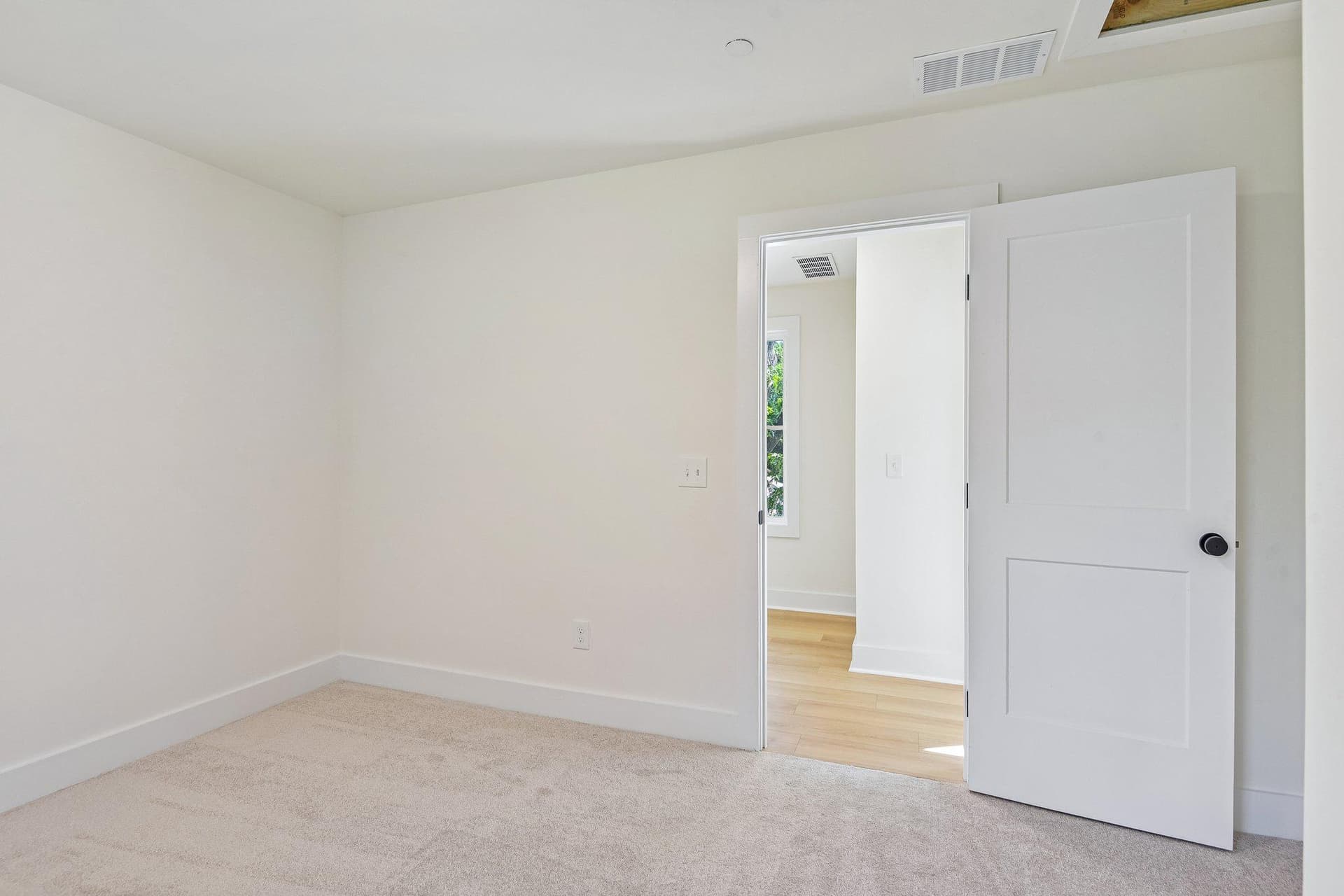 84b Kennedy Drive photo 19
