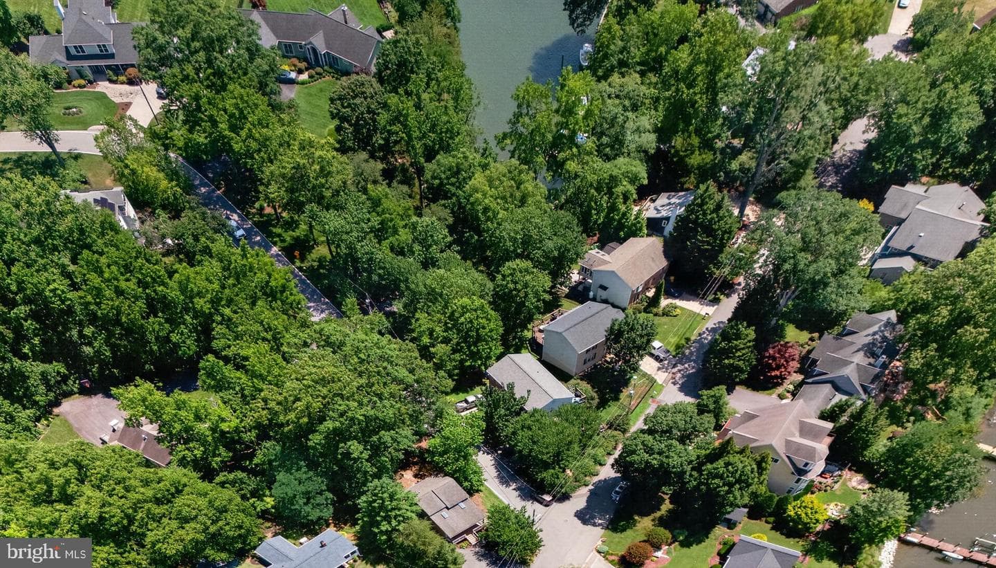 607 Overhill Drive photo 45