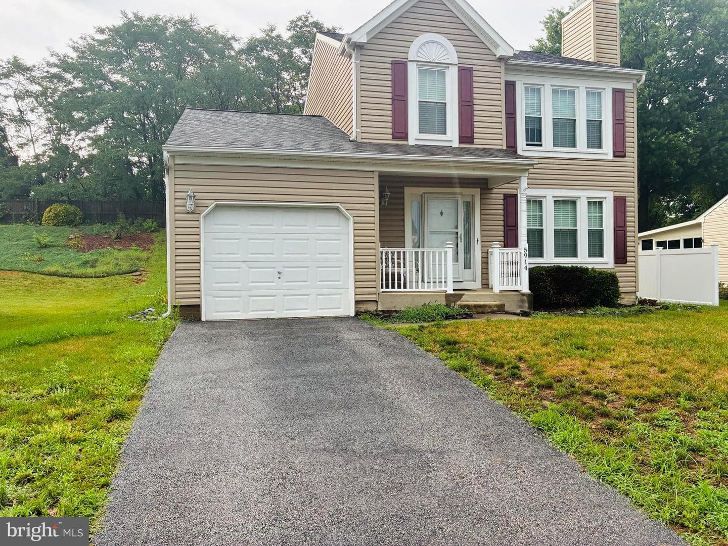 5914 Manor House Lane photo 18