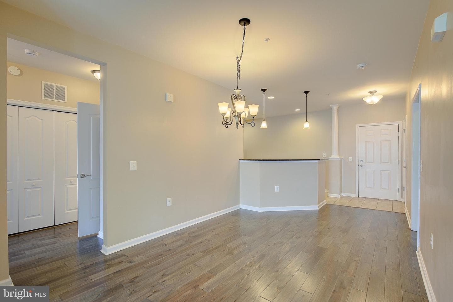 1403 Wigeon Way #302 photo 16