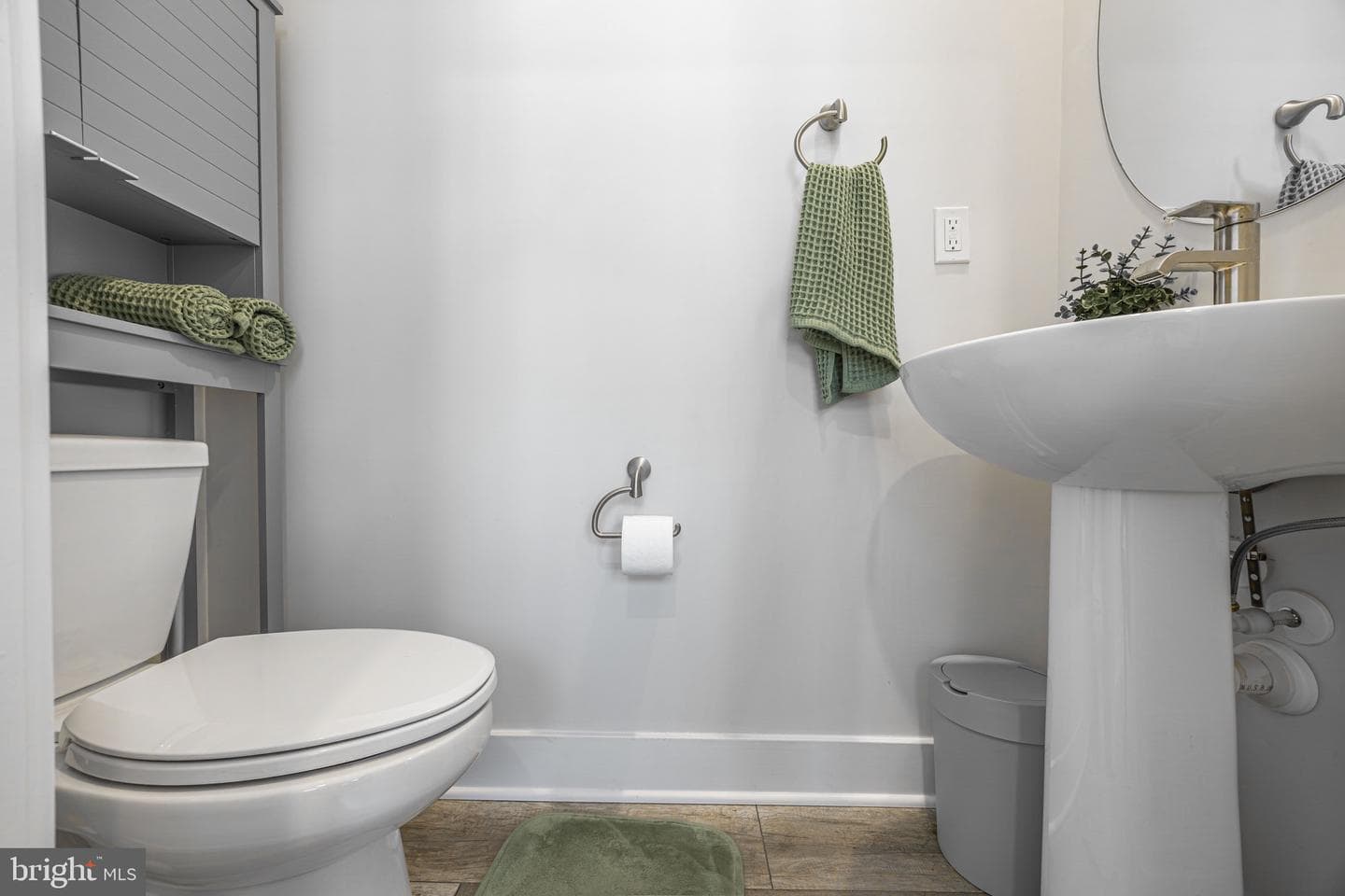 515 Levanna Lane photo 7
