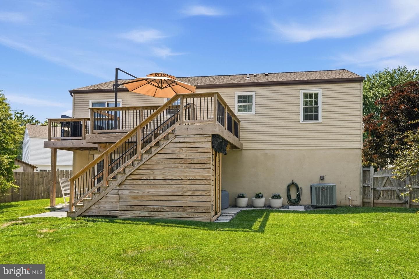 807 Oakwood Road photo 32