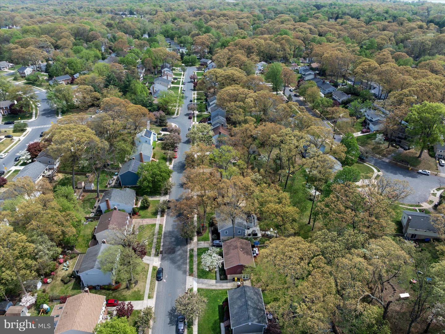 523 Benforest Drive W photo 35