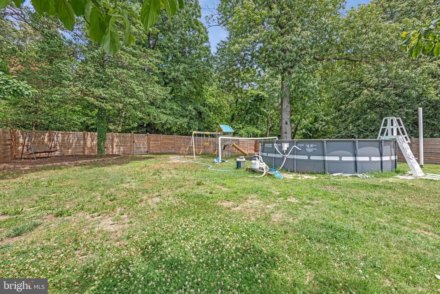 1718 Severn Road photo 18