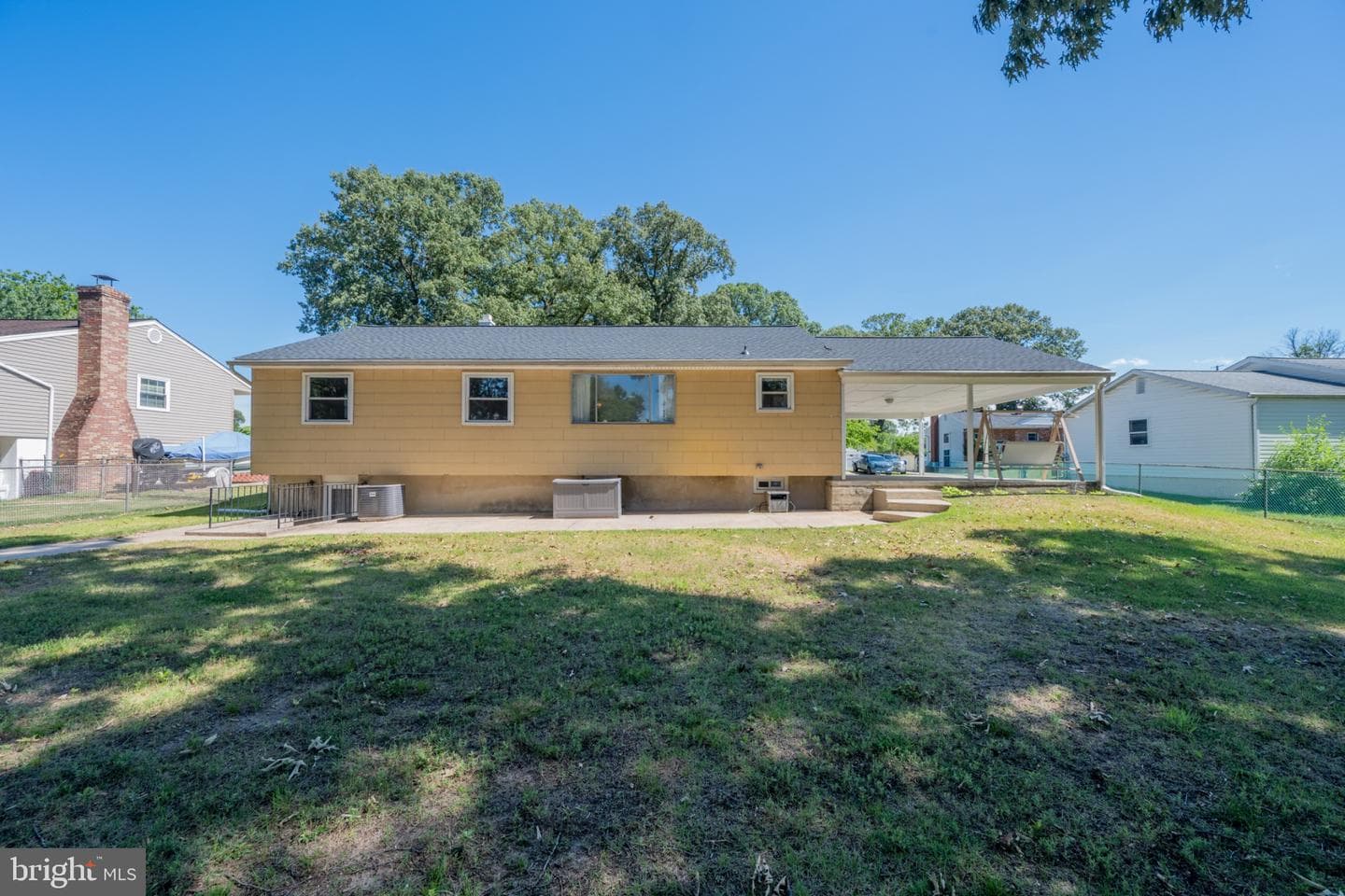 7960 Pipers Path photo 5