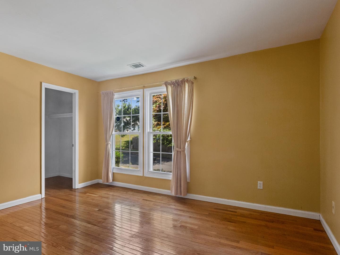1933 Huguenot Place photo 30