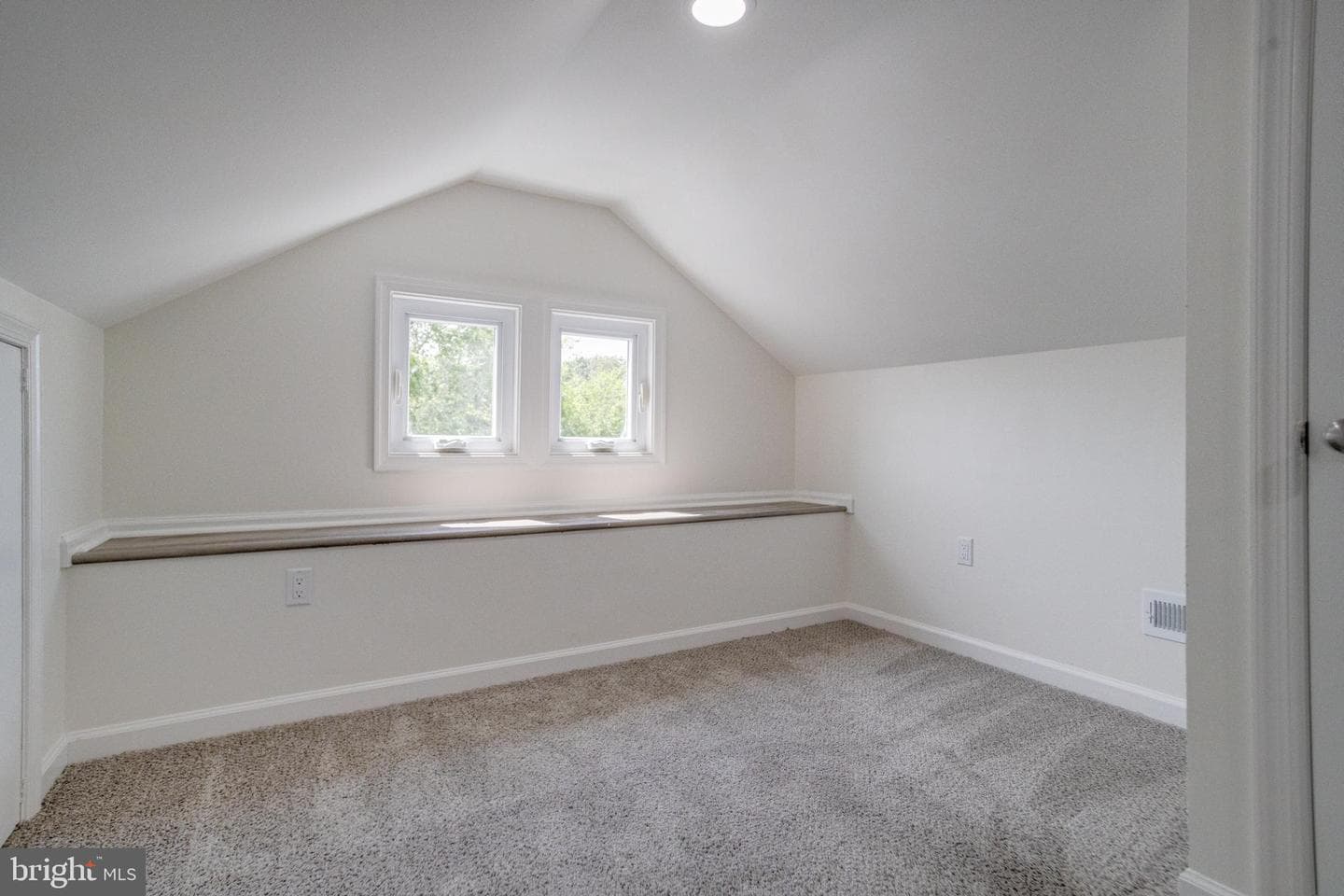 4212 4th Street photo 35