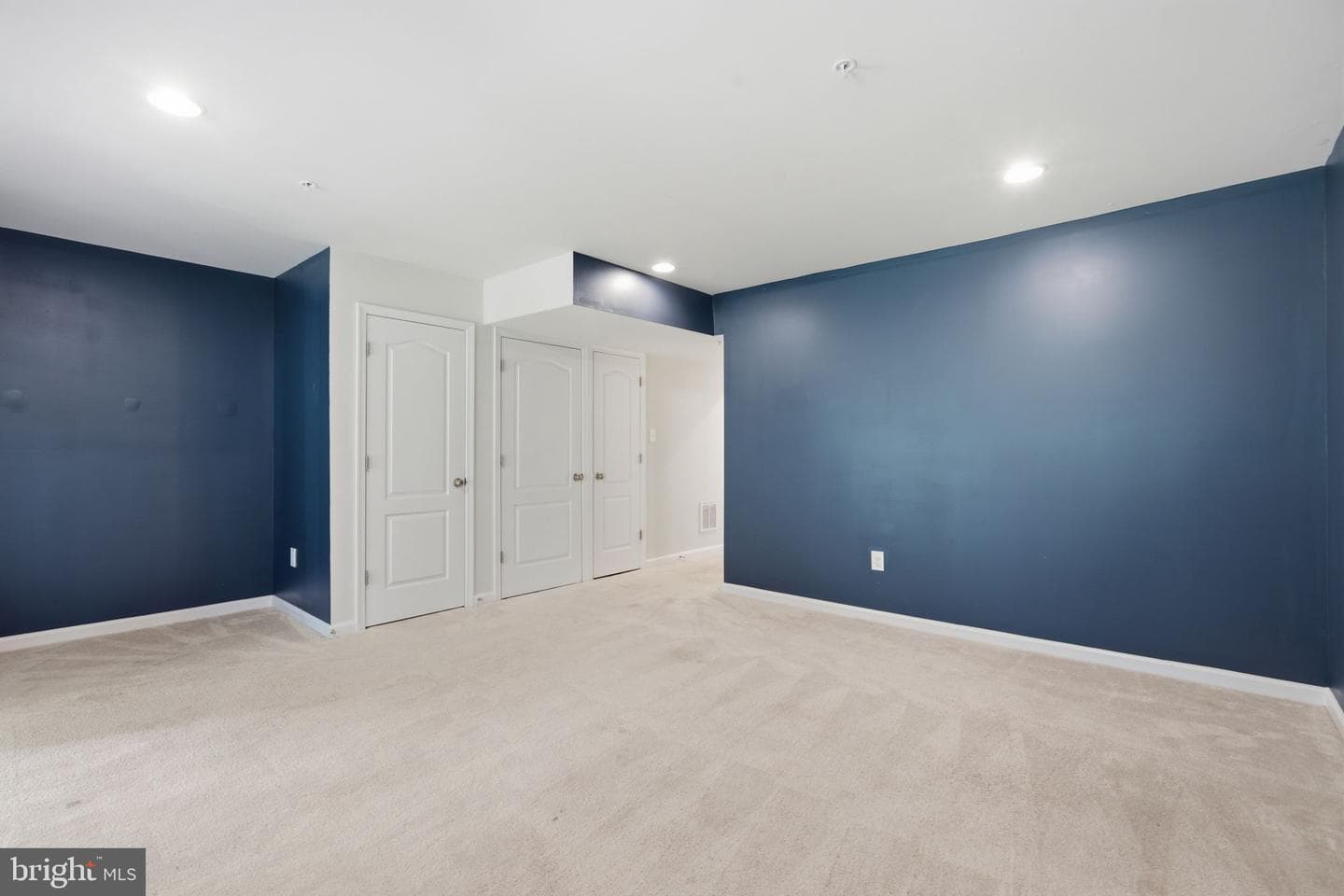 1335 Hawthorn Drive photo 36