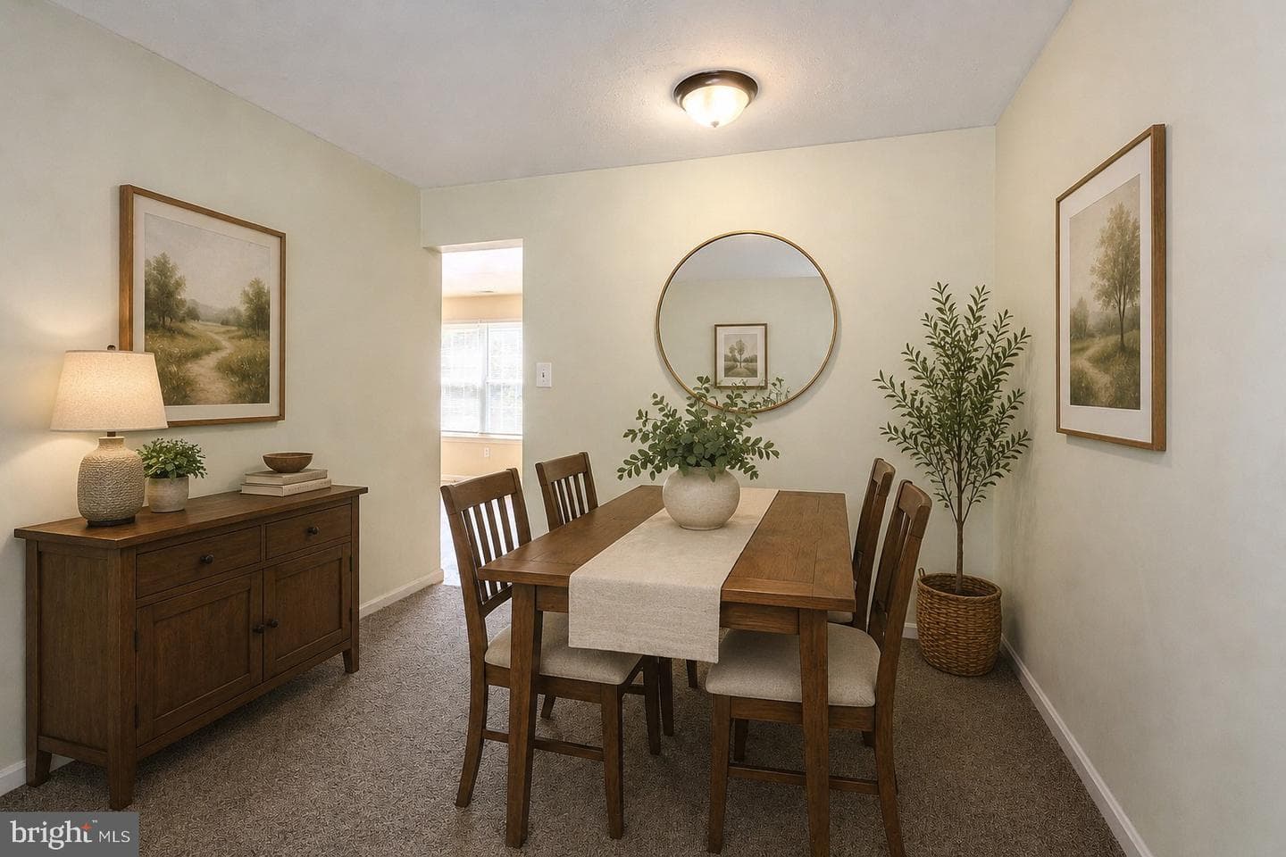 1687 Hart Court photo 5