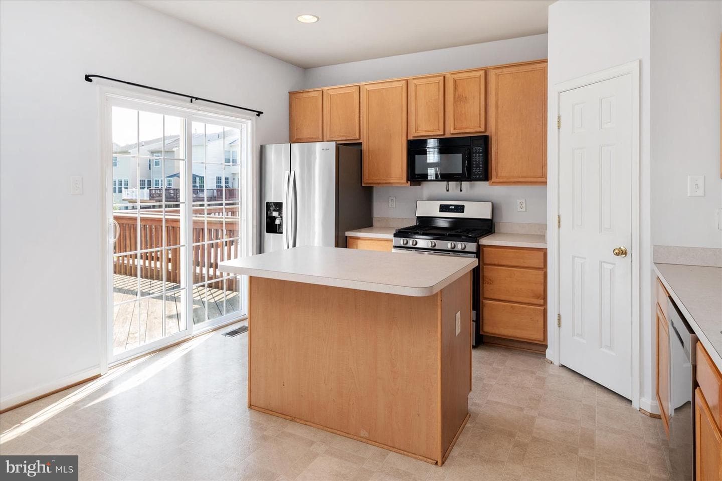 1020 Meandering Way photo 12