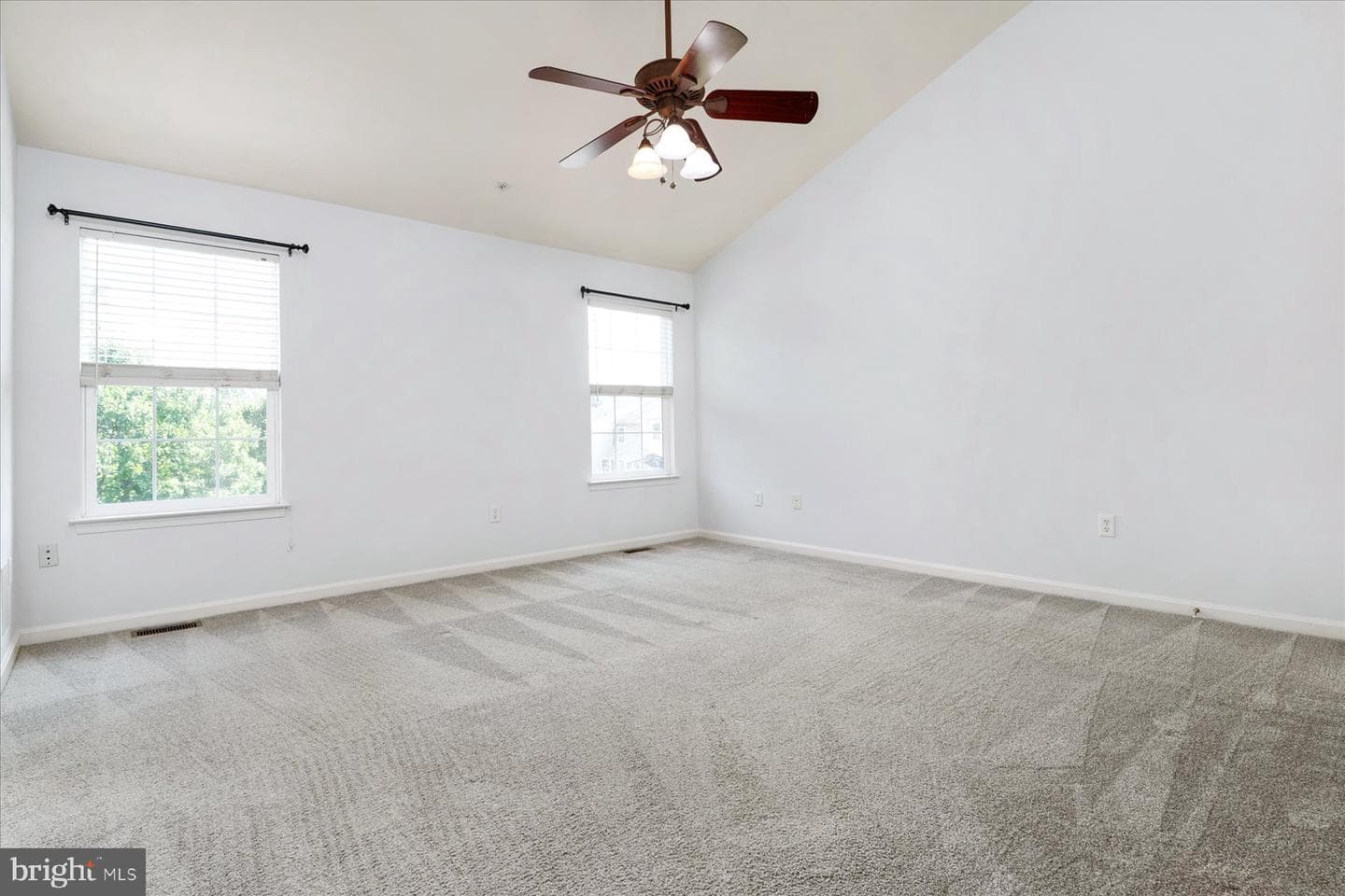 1020 Meandering Way photo 17