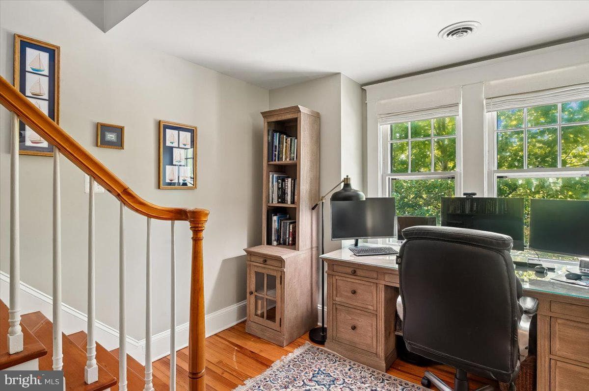 20 Shaw Street photo 23