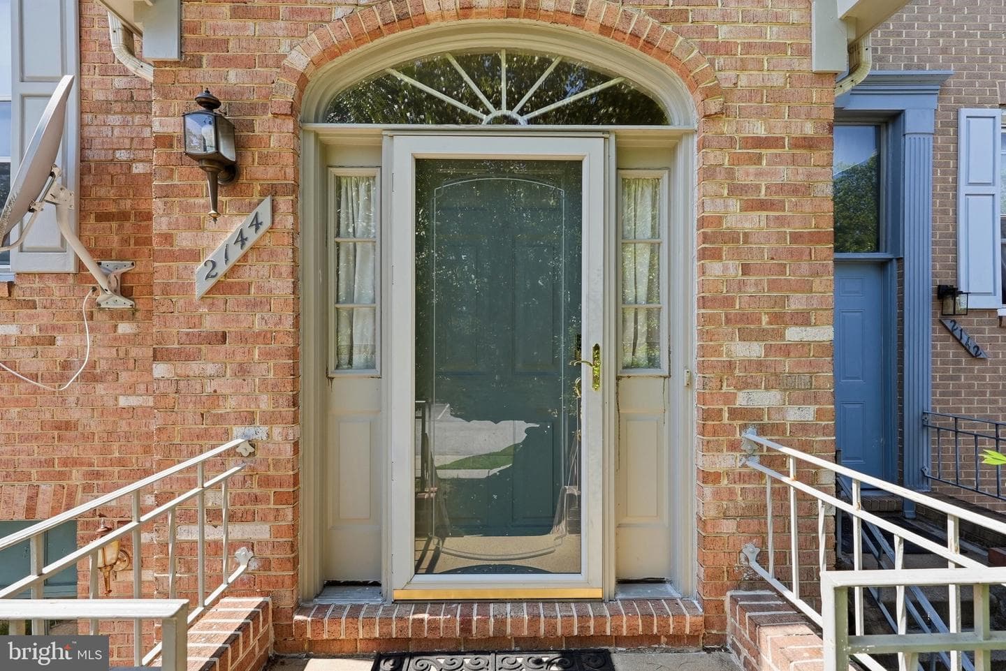 2144 Colonel Way photo 4