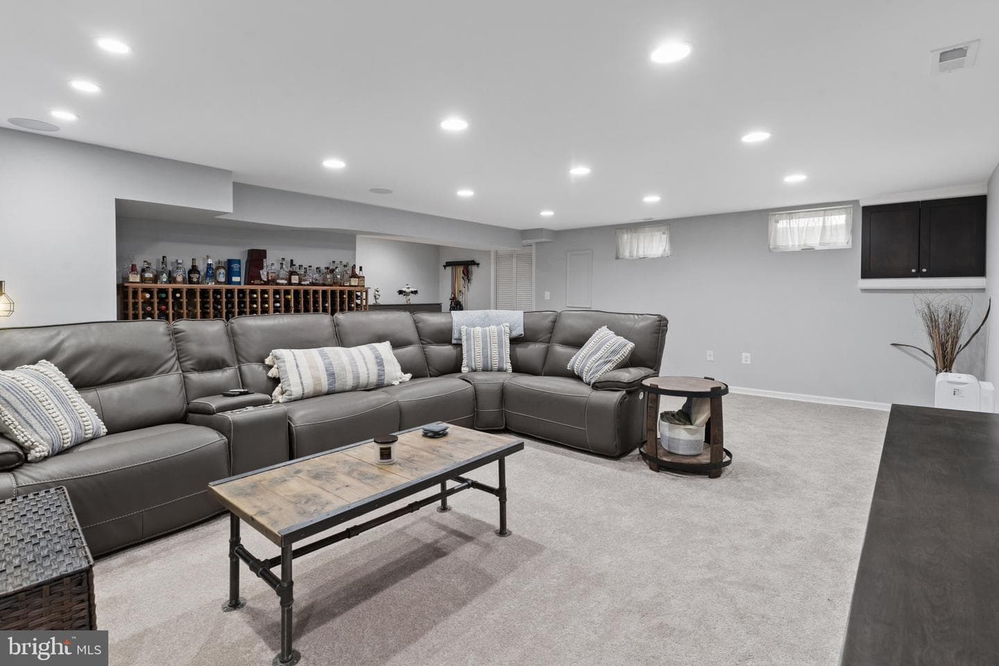 1731 Friar Court photo 37