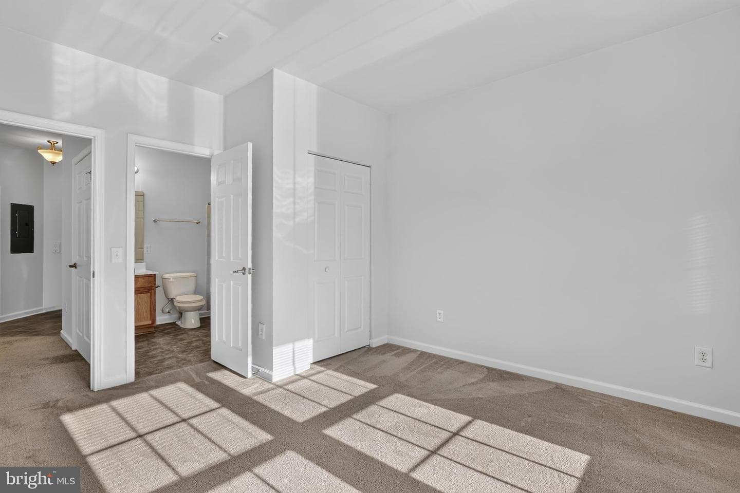 1600 Hardwick Court #301 photo 16