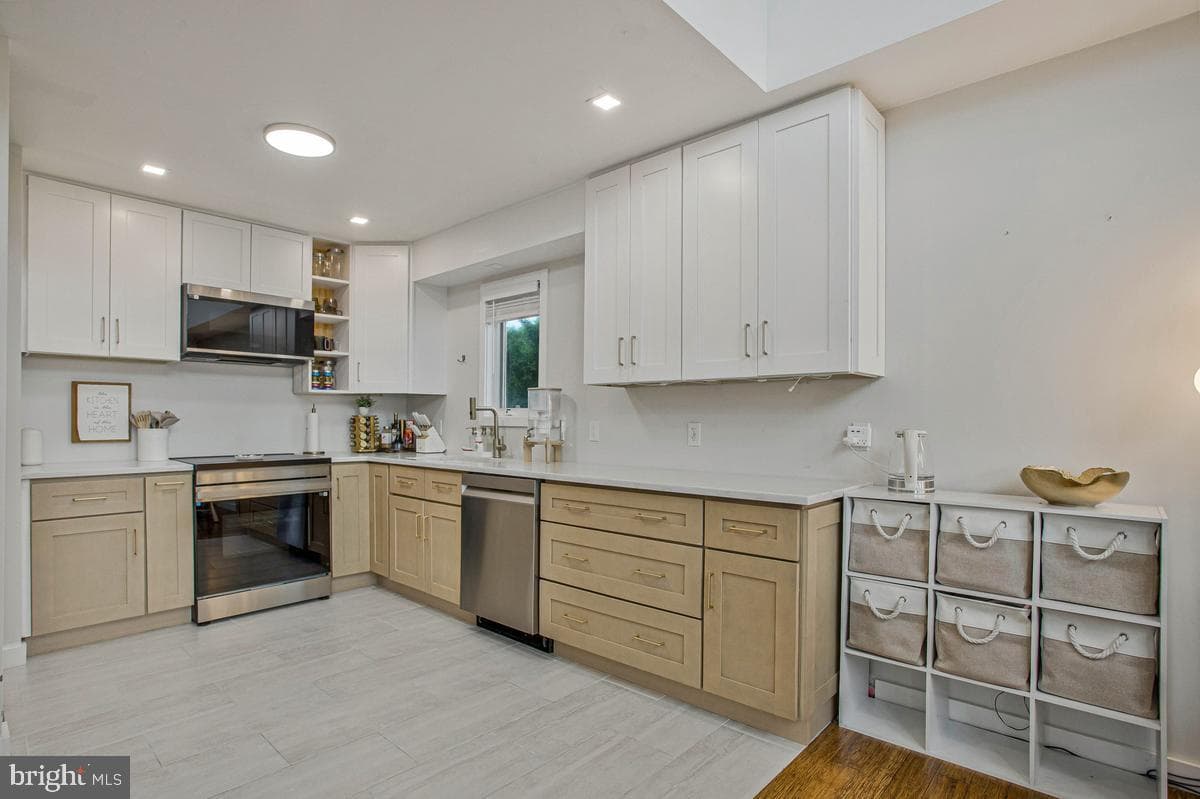 3680 1st Avenue photo 23