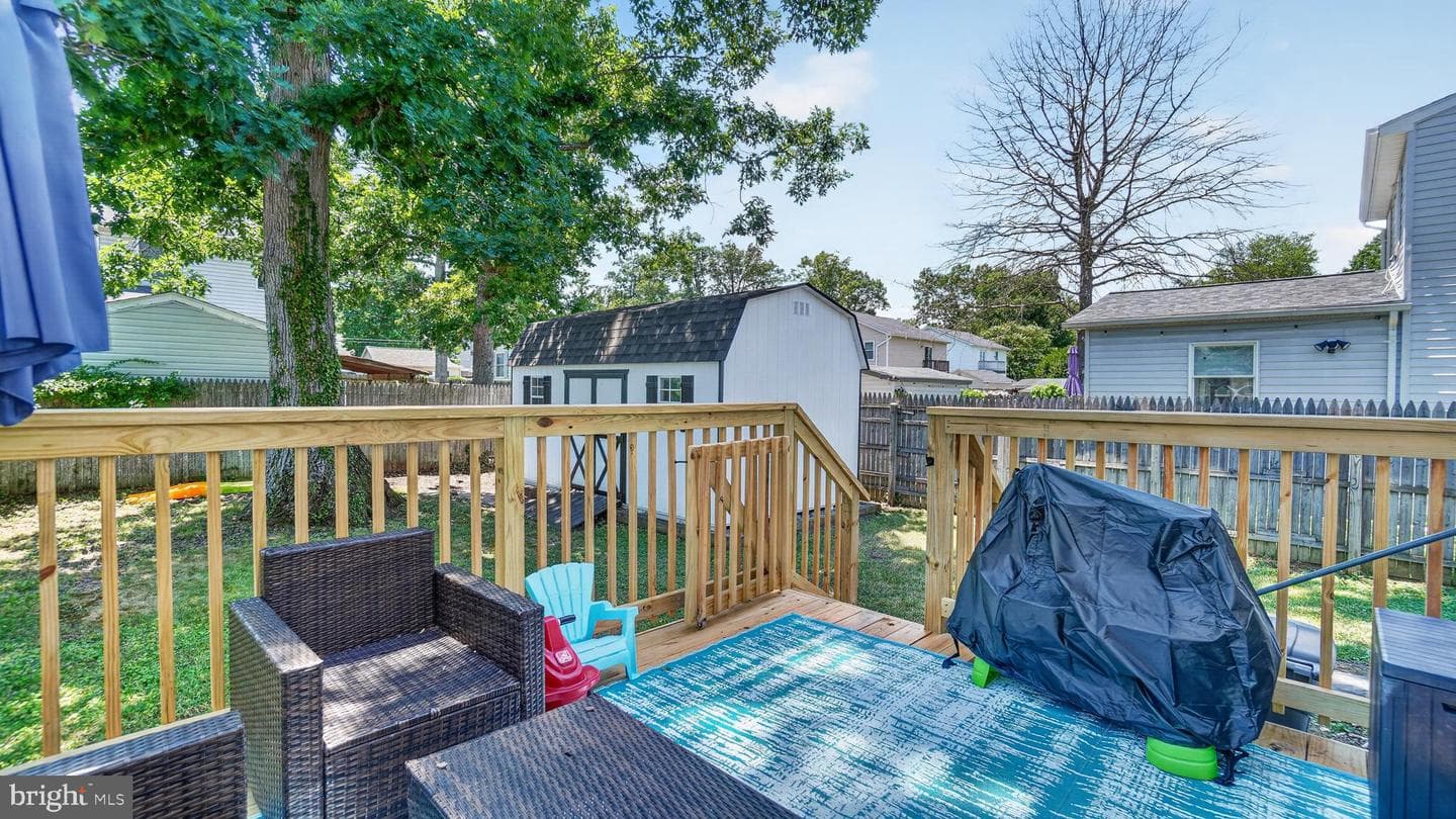 415 Fairmount Drive photo 25