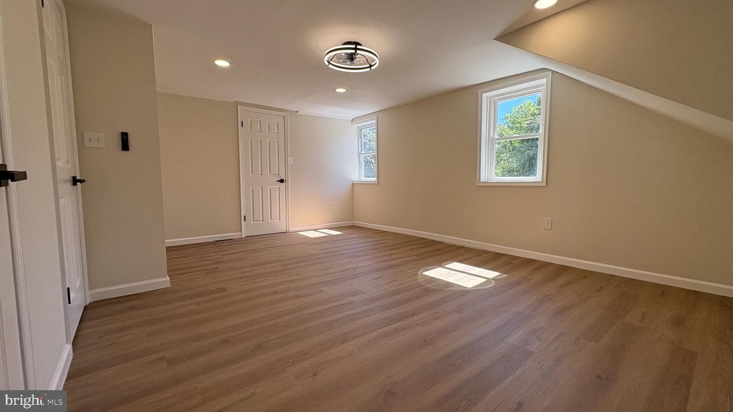 105 Simmons Lane photo 12