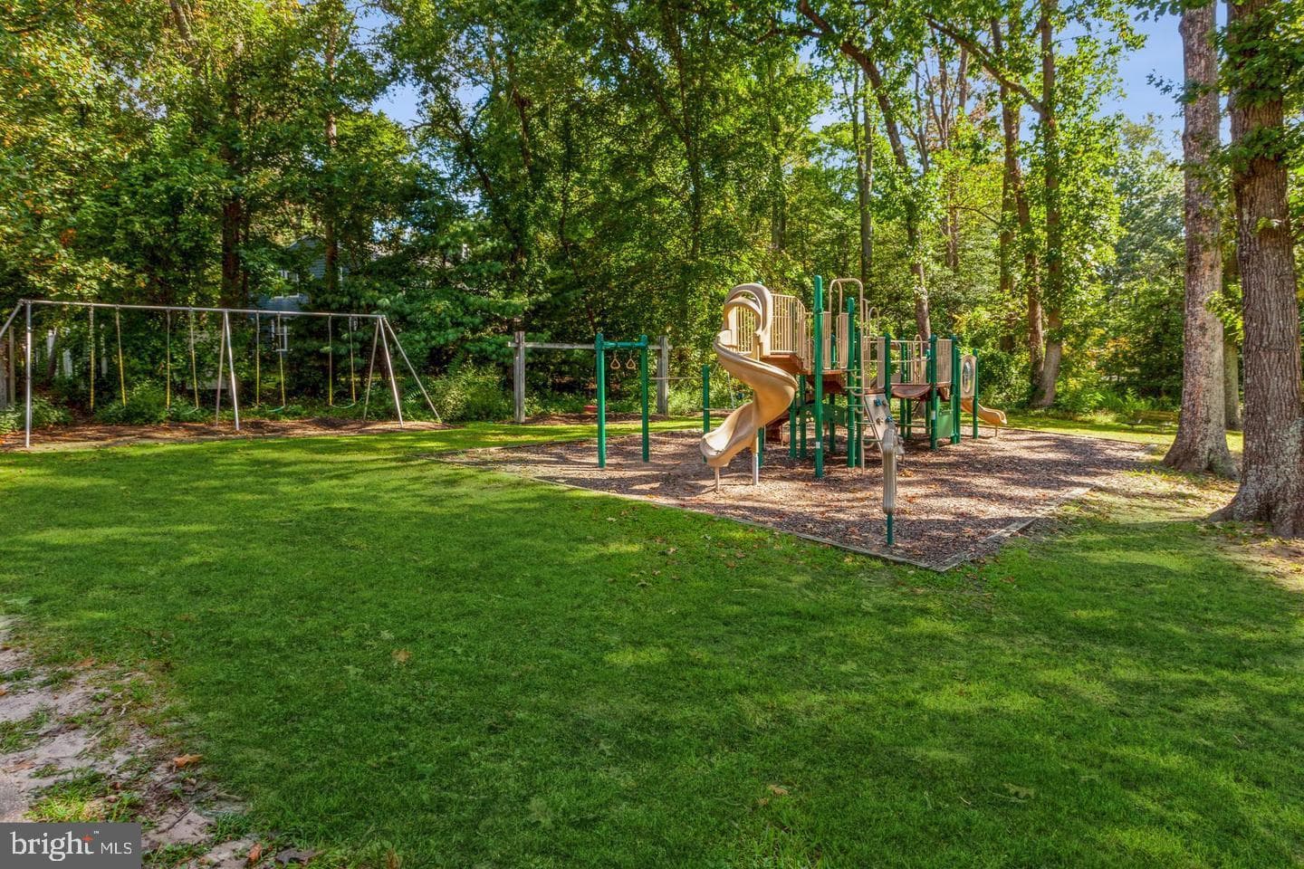 613 Oakland Hills Court #201 photo 21