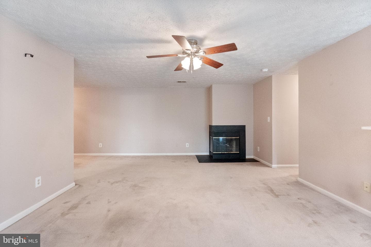 2452 Apple Blossom Lane #202 photo 32