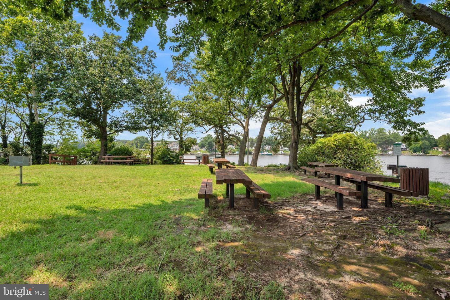 8650 Head Harbour photo 56