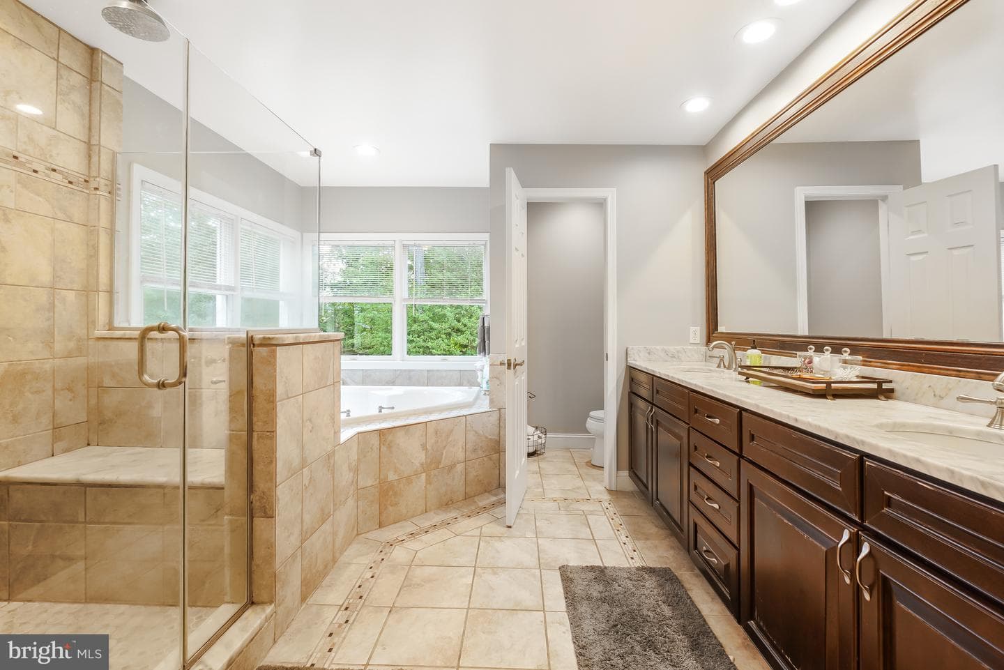 319 Carlyn Dr photo 36
