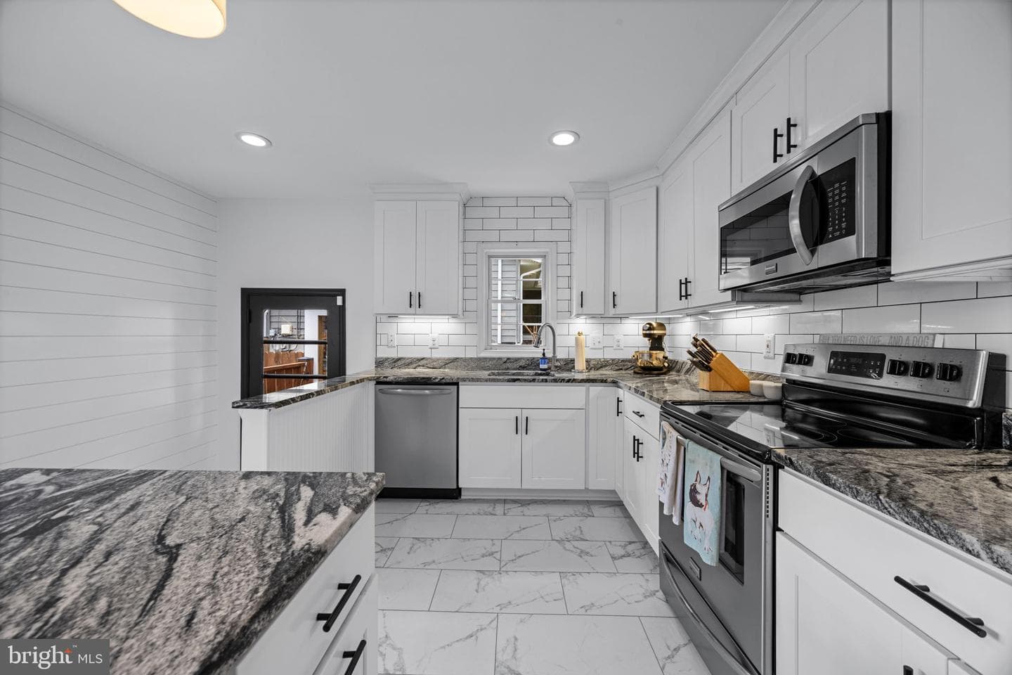 108 Maple Drive photo 12