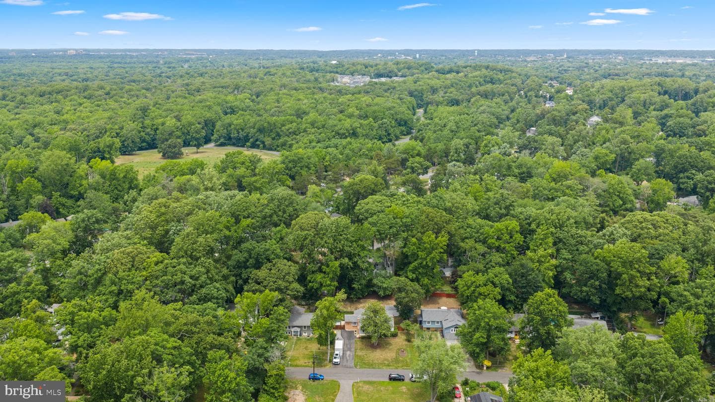108 Maple Drive photo 46
