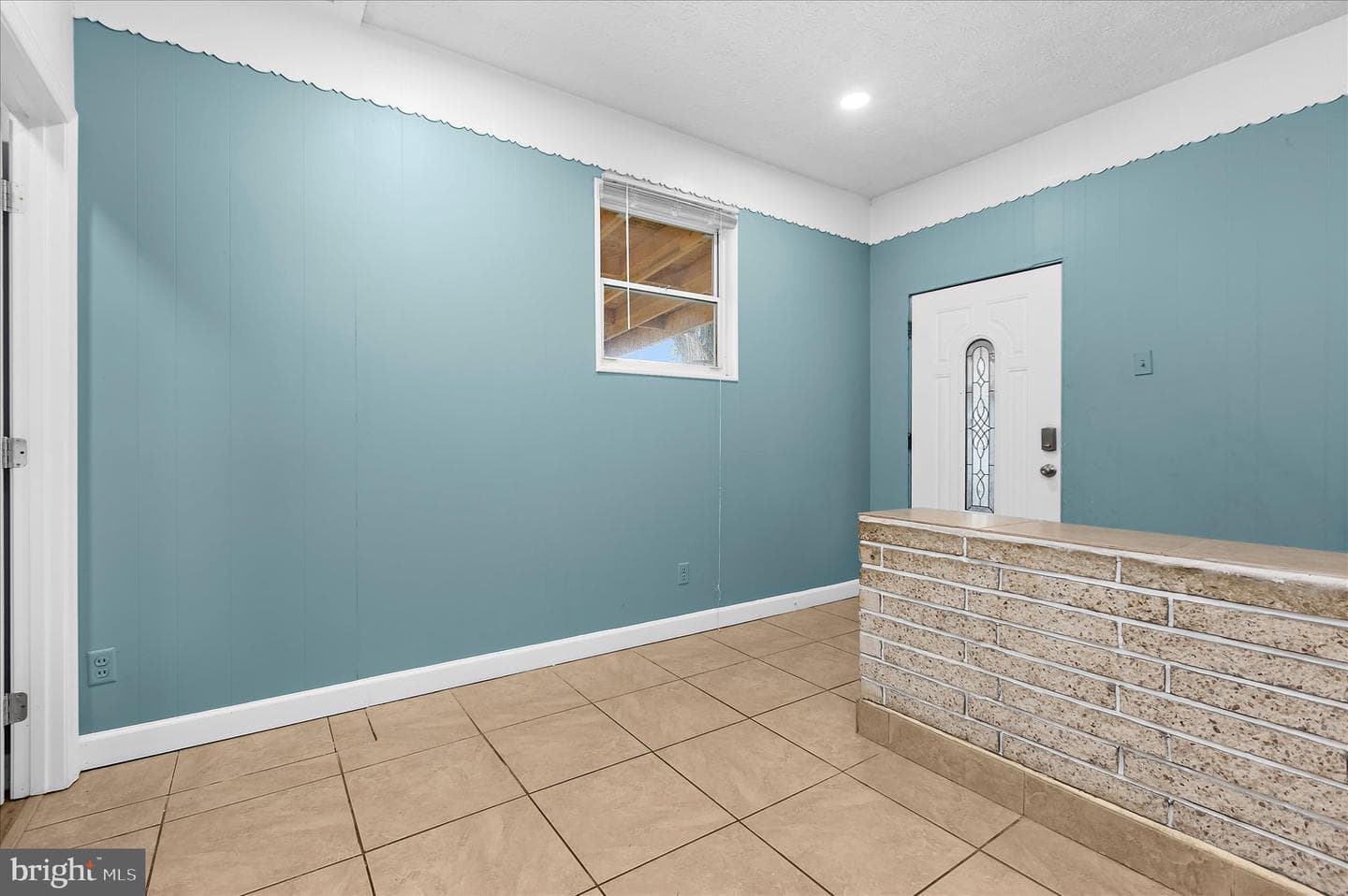949 Oakdale Circle photo 28