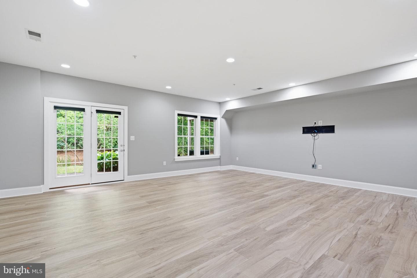 148 Merrimack Way photo 33