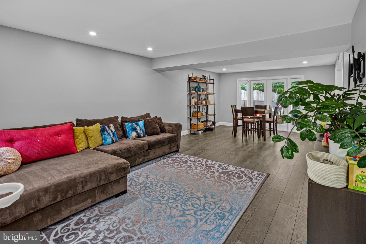 731 Intrepid Way photo 22