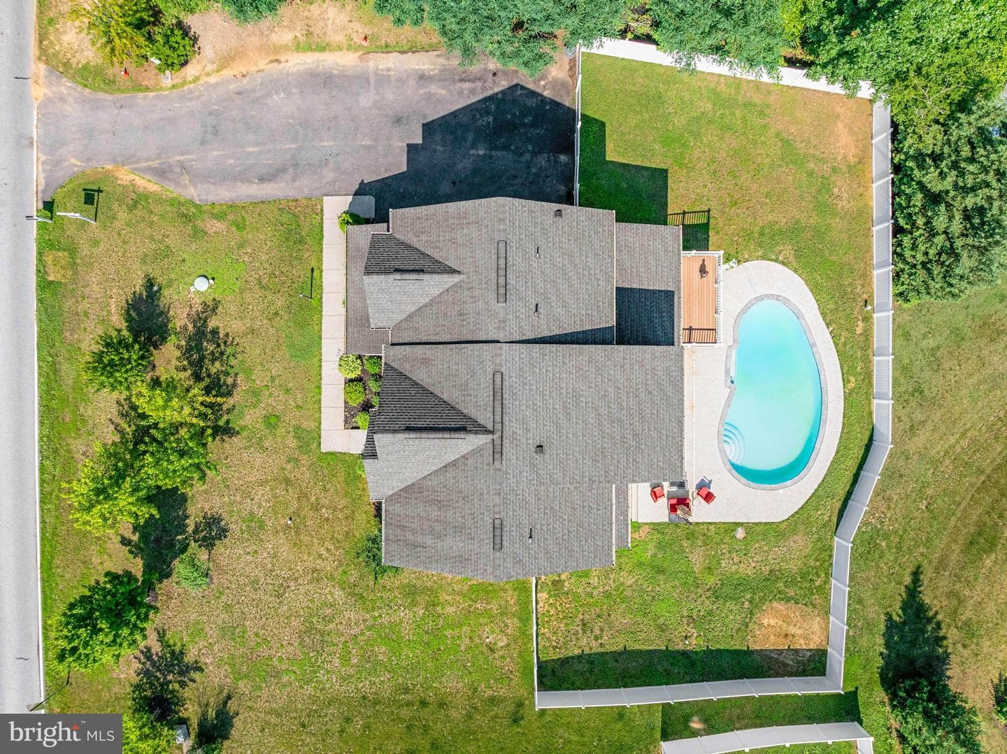 693 Loch Haven Road photo 11
