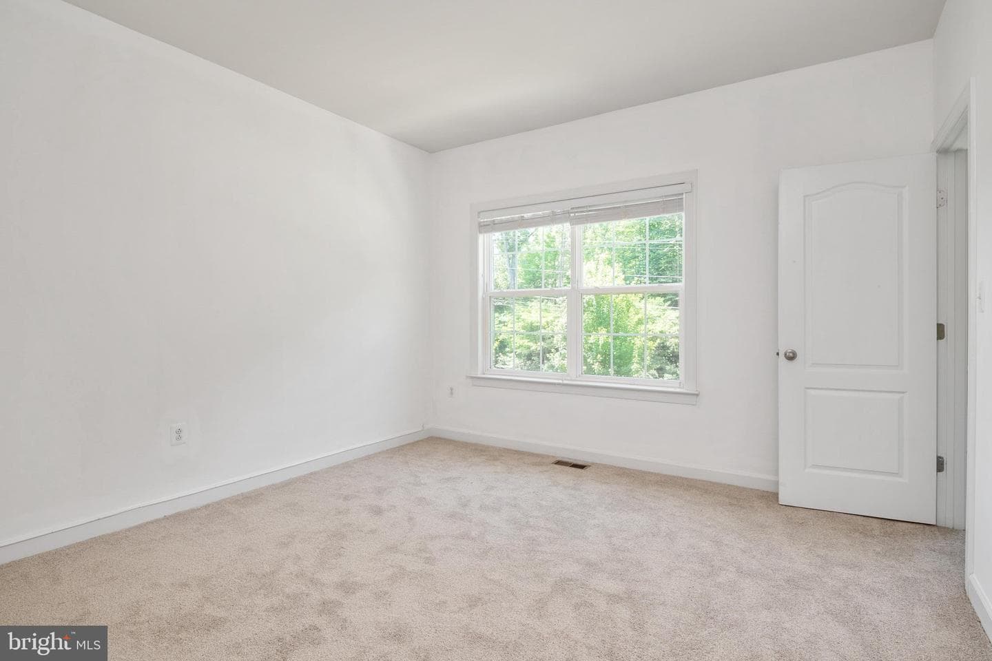 693 Loch Haven Road photo 46