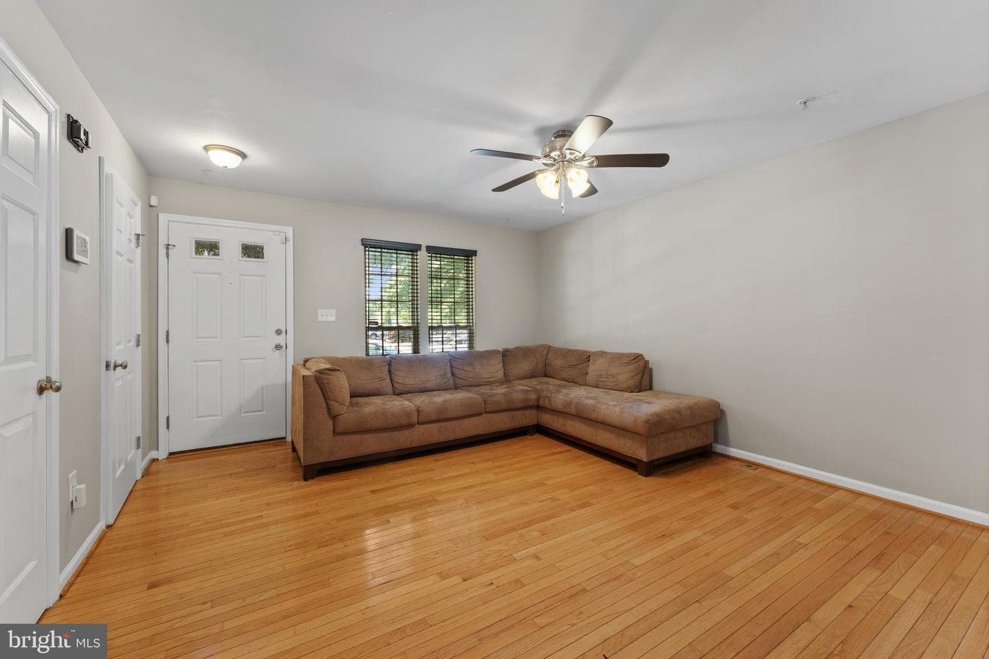 1504 Falling Brook Court photo 4