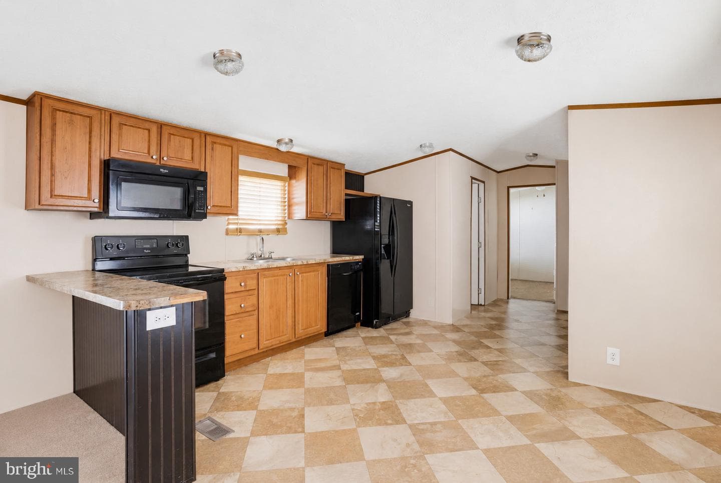 996 Margarita Street photo 12