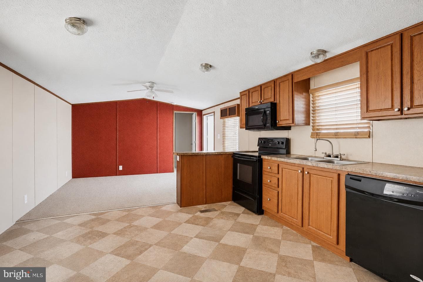 996 Margarita Street photo 15