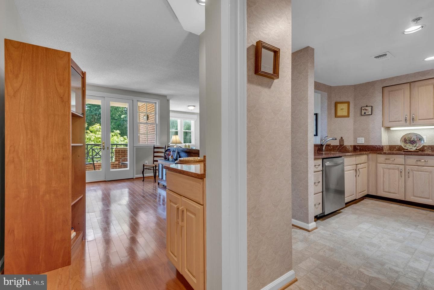 930 Astern Way #204 photo 5